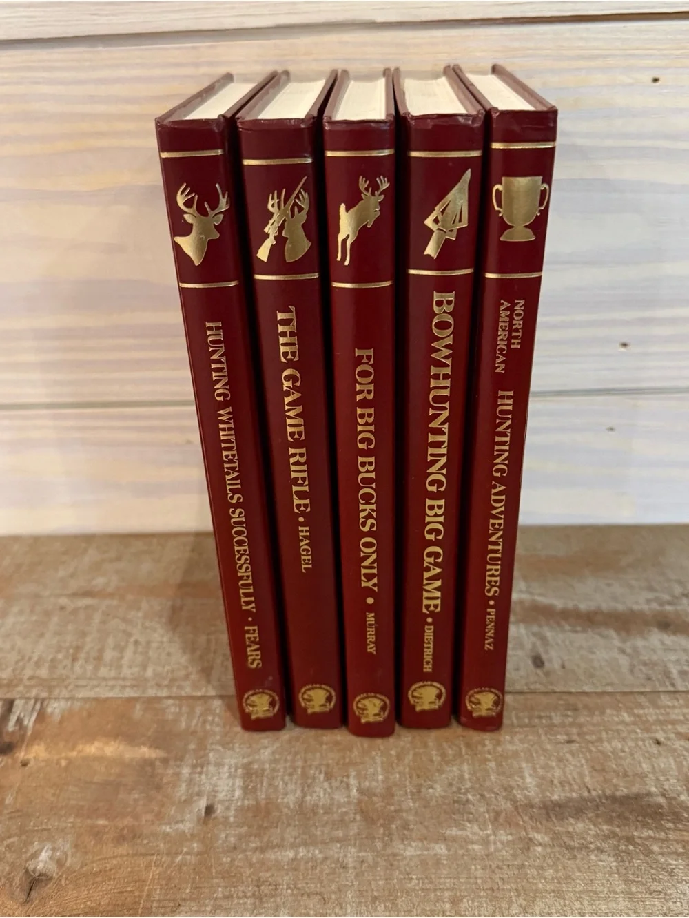 North American Hunting Club vintage elegant